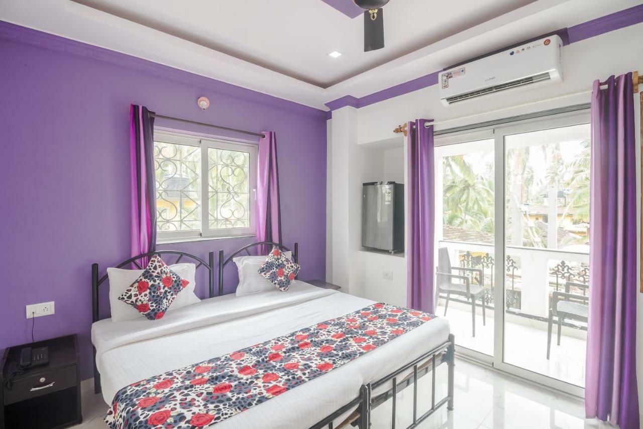 Queen Of Queen'S Hotel Calangute Ngoại thất bức ảnh