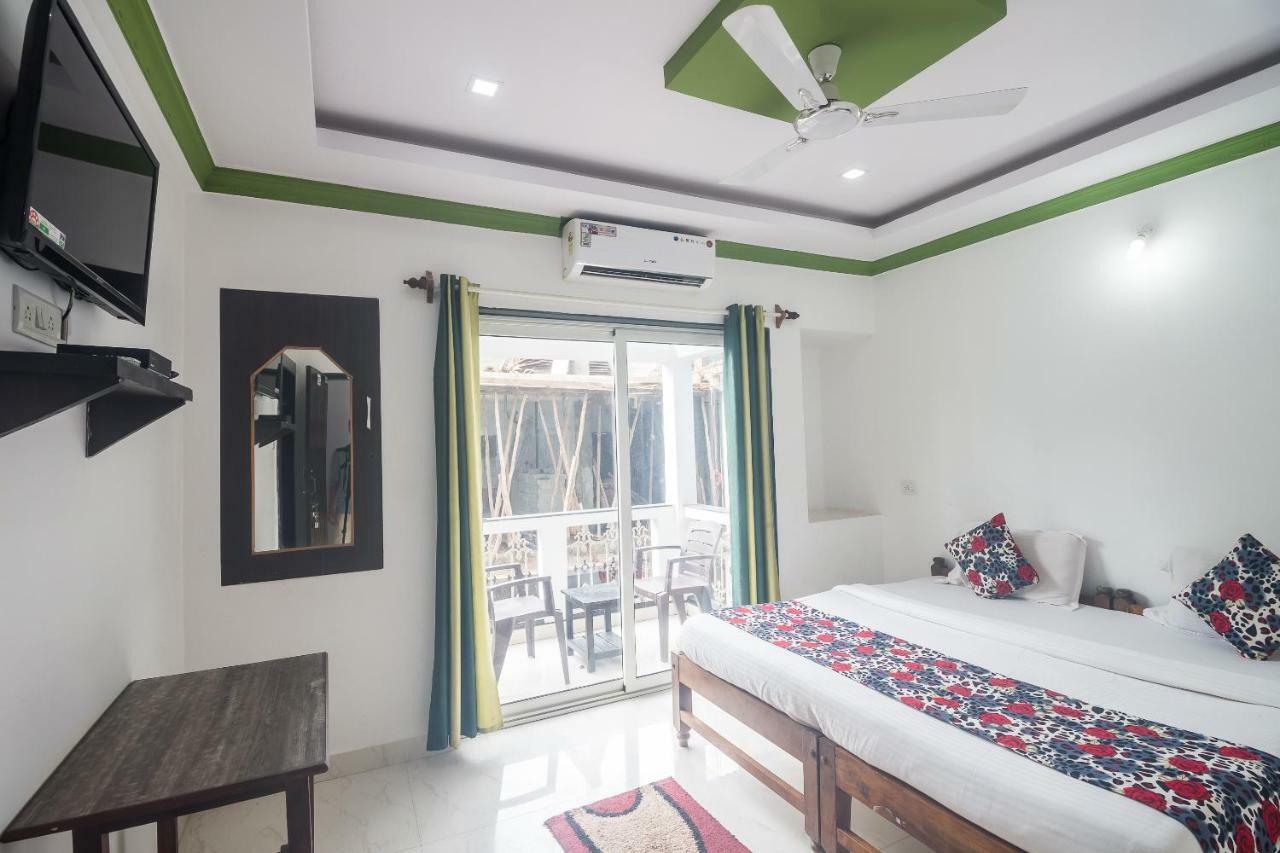 Queen Of Queen'S Hotel Calangute Ngoại thất bức ảnh