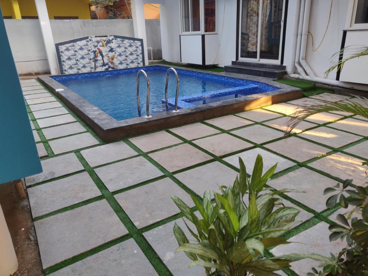 Queen Of Queen'S Hotel Calangute Ngoại thất bức ảnh